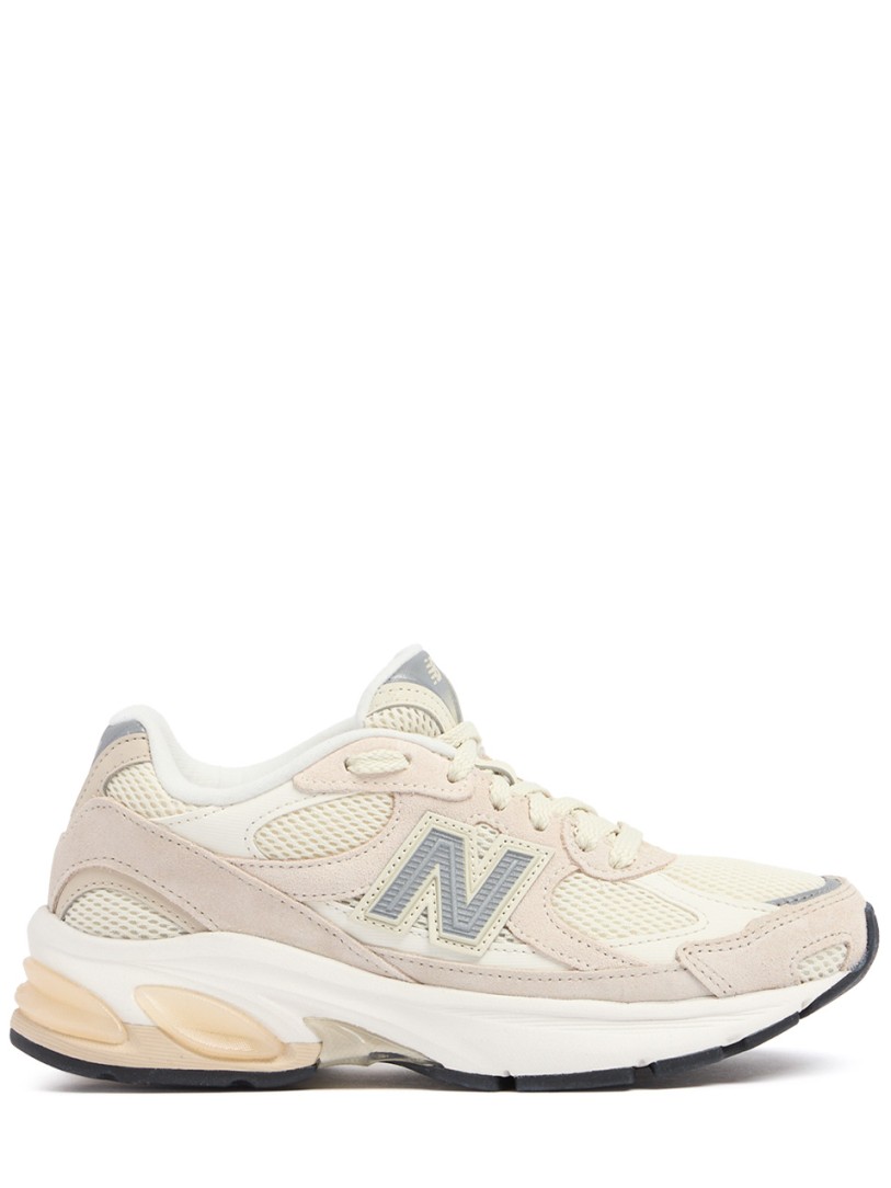 New Balance: 2010 sneakers