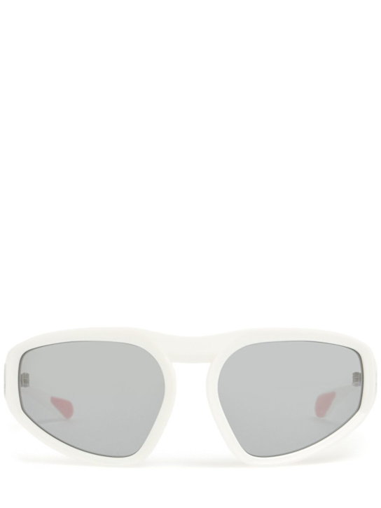 Moncler: Lunettes de soleil futuristes Pentagra