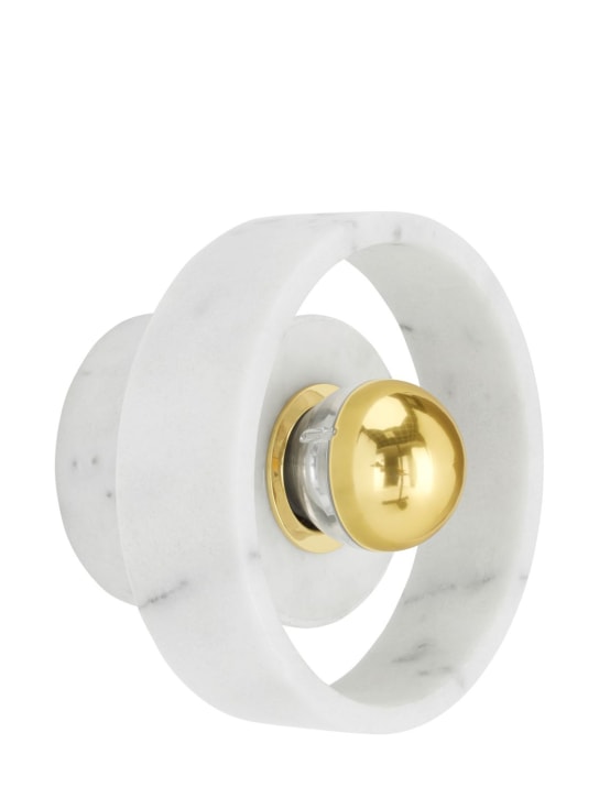 Tom Dixon: Applique murale en pierre