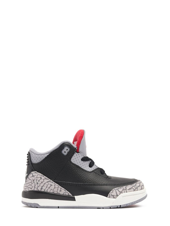 Jordan: Sneakers "Jordan 3 Retro"