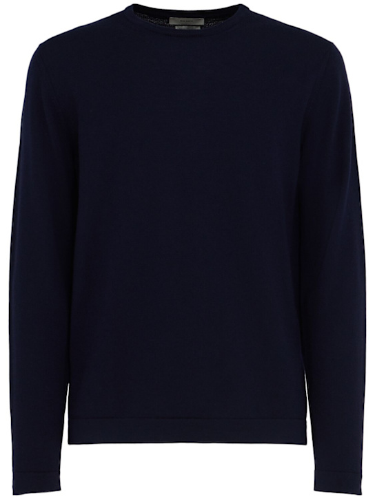 THE CORE: Lightweight wool knit crewneck sweater
