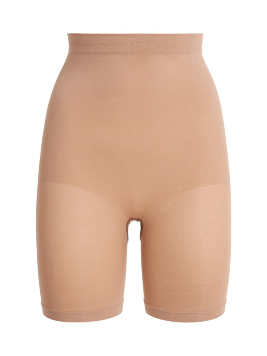 SKIMS - Short mi-cuisse en nylon sculptant seamless