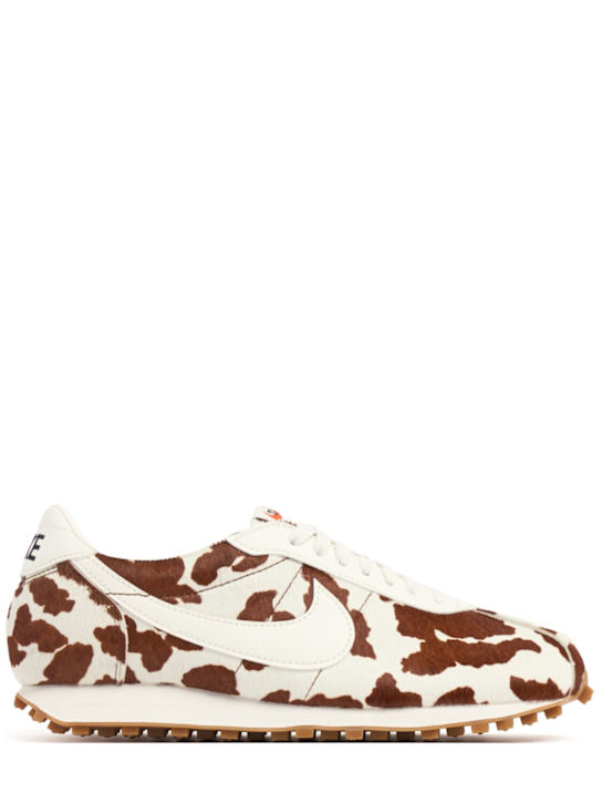 Nike: Sneakers LD-1000
