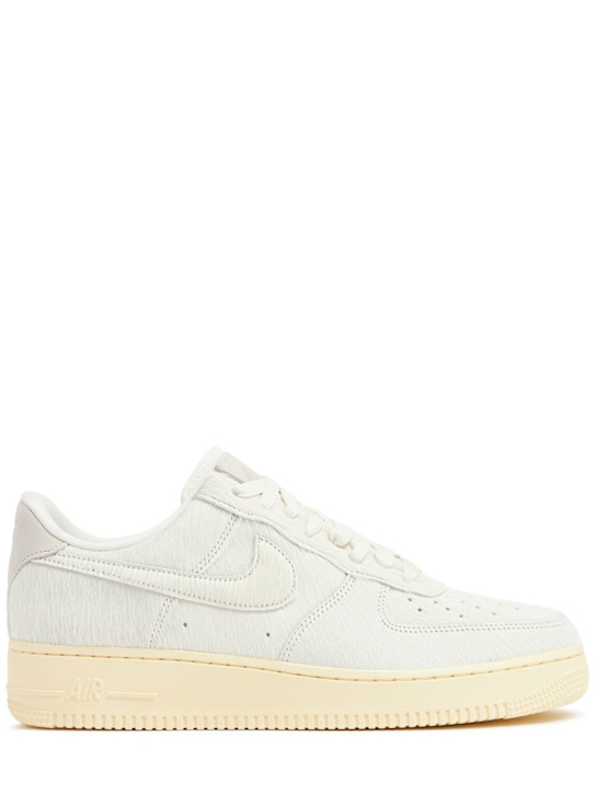Nike: Sneakers Air Force 1 '07