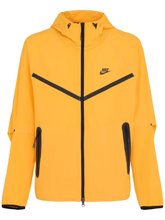 Nike: Veste en tissu technique