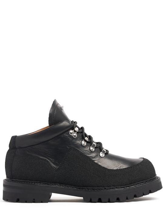 Our Legacy: Stiefel aus Leder „Quest“
