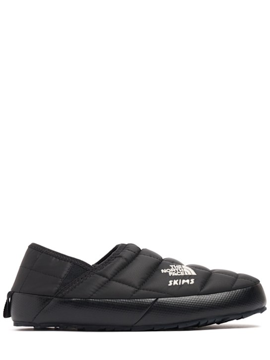 The North Face - SKIMS Thermoball Traction mules