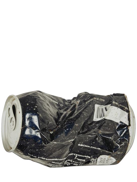 FIGURE DECORATIVE: Rubbish placemat