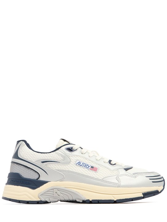 Autry: Hyperway low sneakers