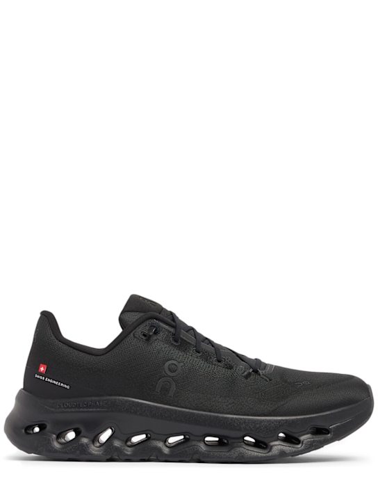 On - Cloudtilt sneakers
