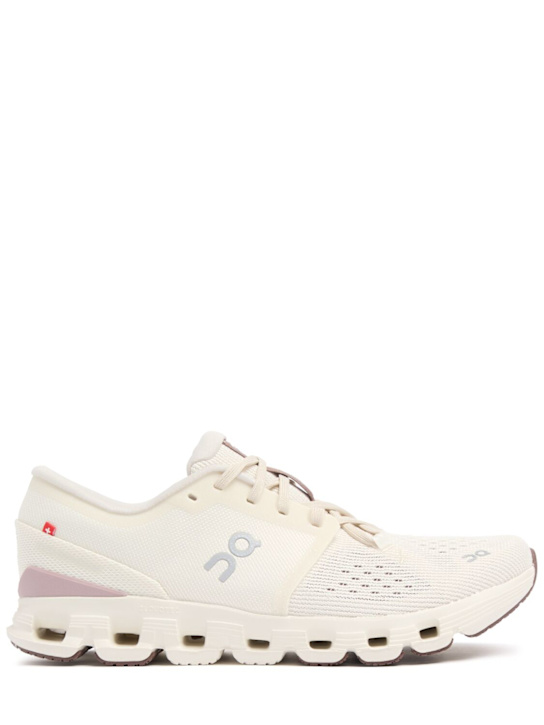 On - Cloud X 4 sneakers
