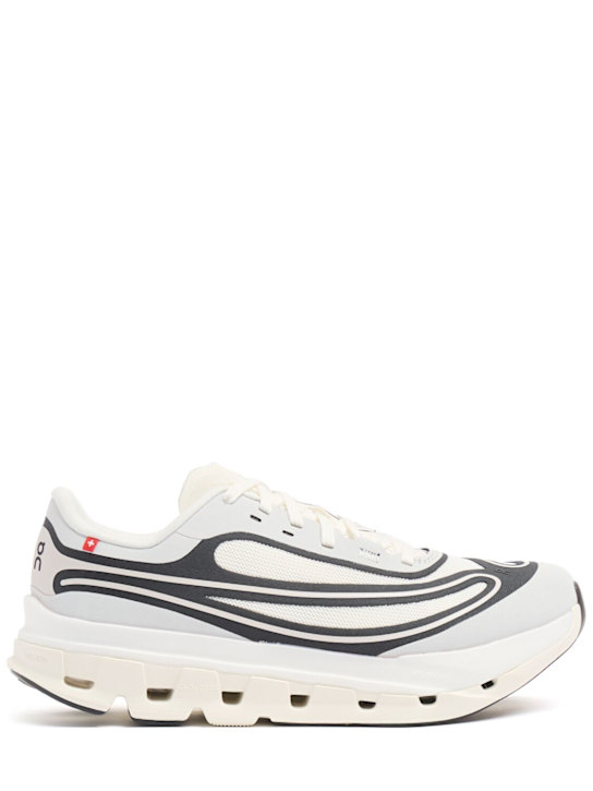 On: Cloudflow 5 AD sneakers
