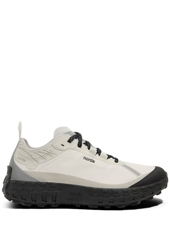 Norda: 001 Dyneema trail running sneakers