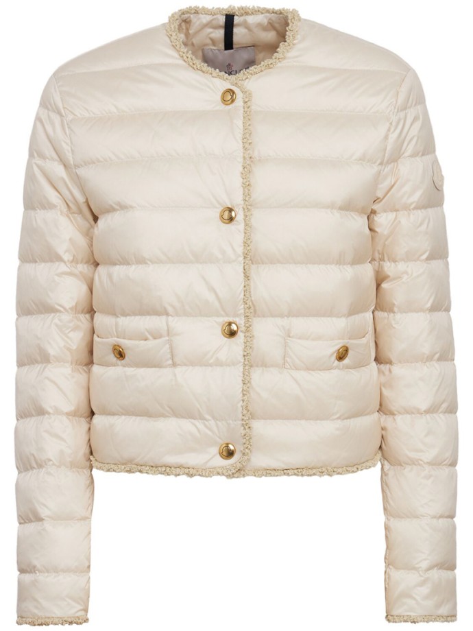 Moncler - Kurze Daunenjacke mit Knopfverschluss