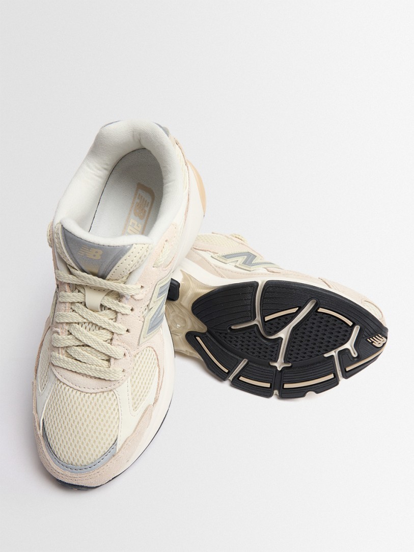New Balance: 2010 sneakers