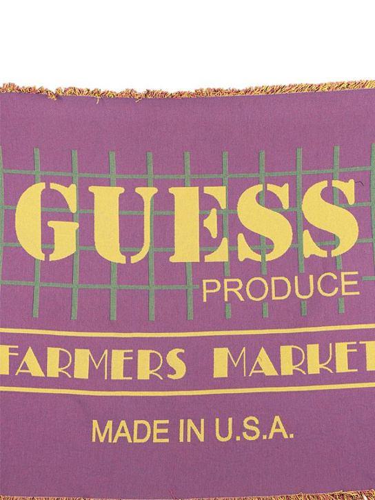 Guess Farmers Market By Sean Wotherspoon: COUVERTURE "SEAN WOTHERSPOON" AVEC LOGO