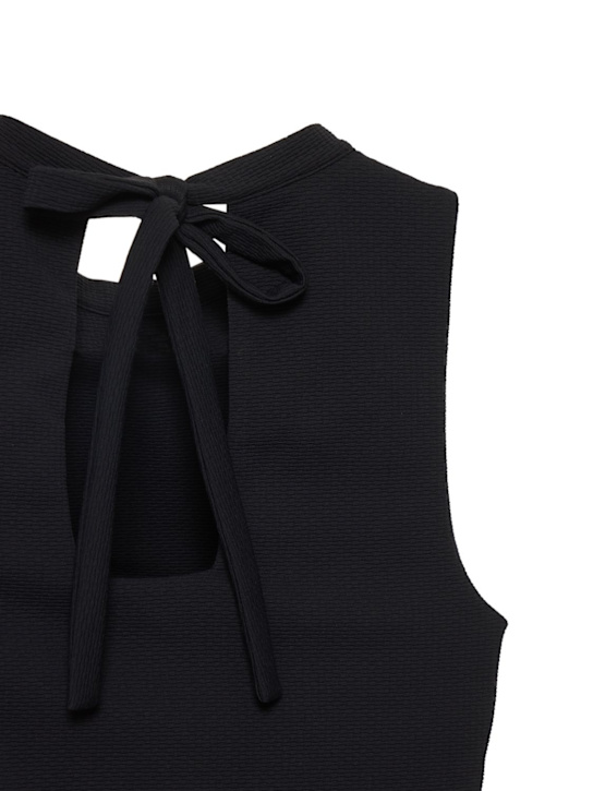 Marysia: Crop-Top aus Stretch-Technostoff „Victoria“