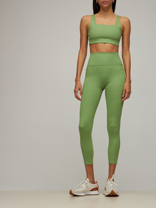 Girlfriend Collective: Hoch taillierte 7/8-Leggings mit Tasche