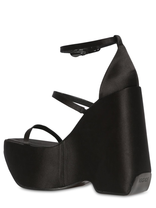 Versace: Sandales compensées en satin 160 mm