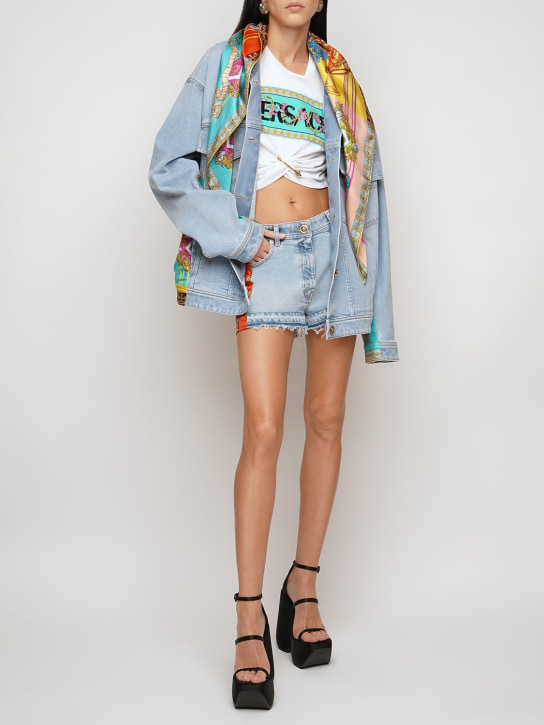 Versace: Sandales compensées en satin 160 mm