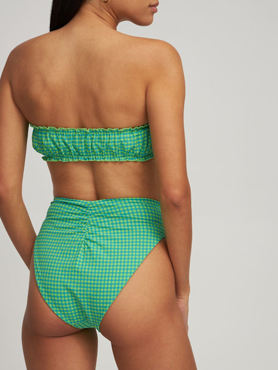 Weworewhat: Top de bikini bandeau fruncido