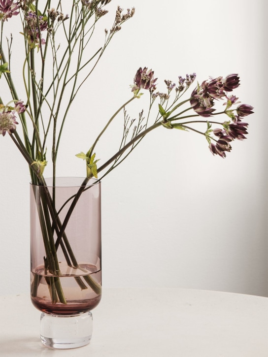 Karakter: Vase bordeaux Clessidra