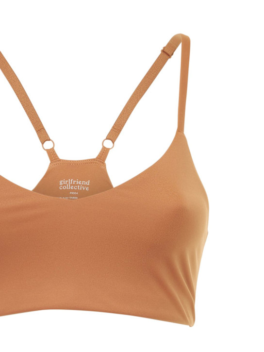 Girlfriend Collective: Sostén bralette de techno stretch