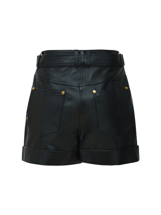 Balmain: Shorts de piel con cintura alta