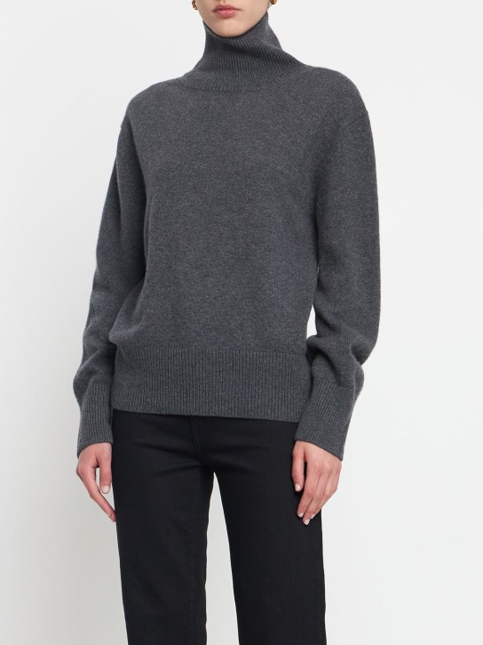 Annagreta - Luisa cashmere turtleneck sweater