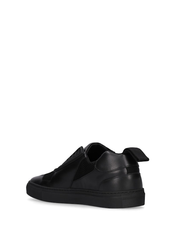 Ferrari: Sneakers basses en cuir