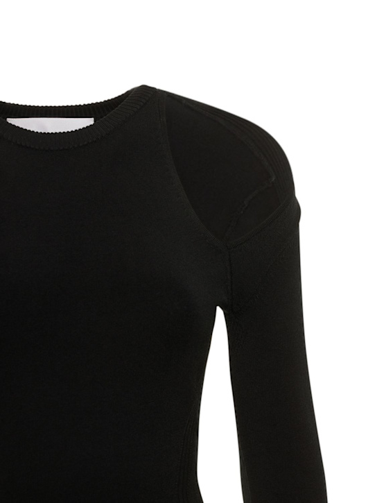 AZ FACTORY: Top Thebe Bagugu in maglia con cutout