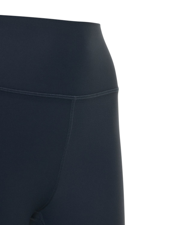 Weworewhat: Shorts biker vita alta Tennis