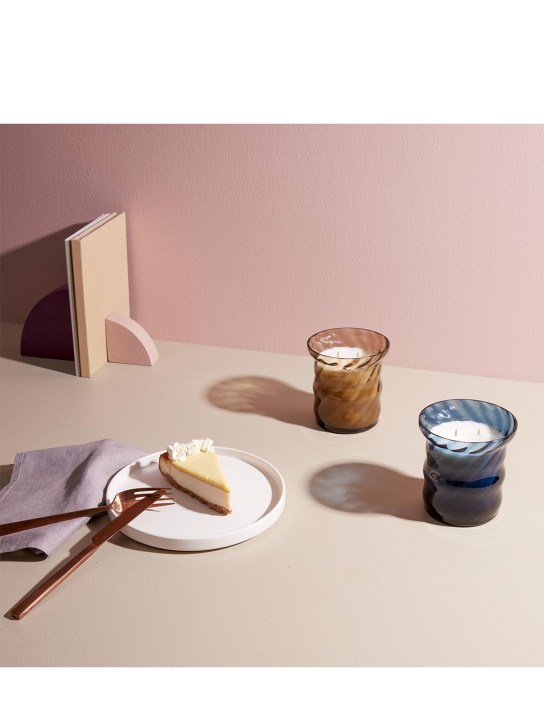 Aina Kari: Bougie en verre de Murano Diva