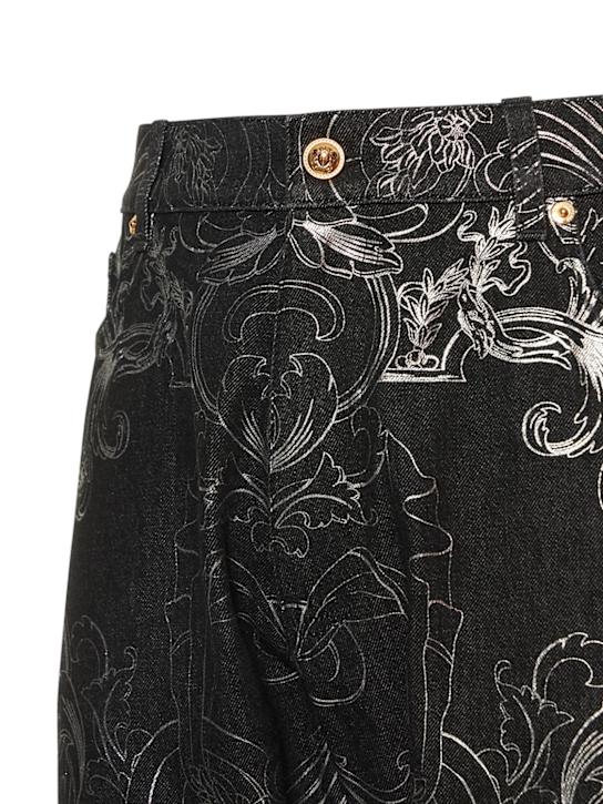 Versace: JEANS AUS BAUMWOLLDENIM