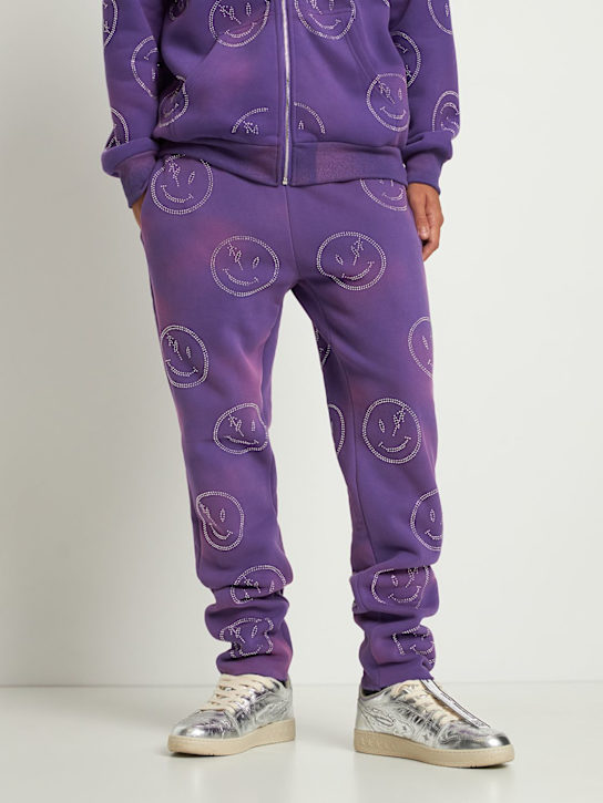 Retrovert: All over rhinestone smiley sweatpants