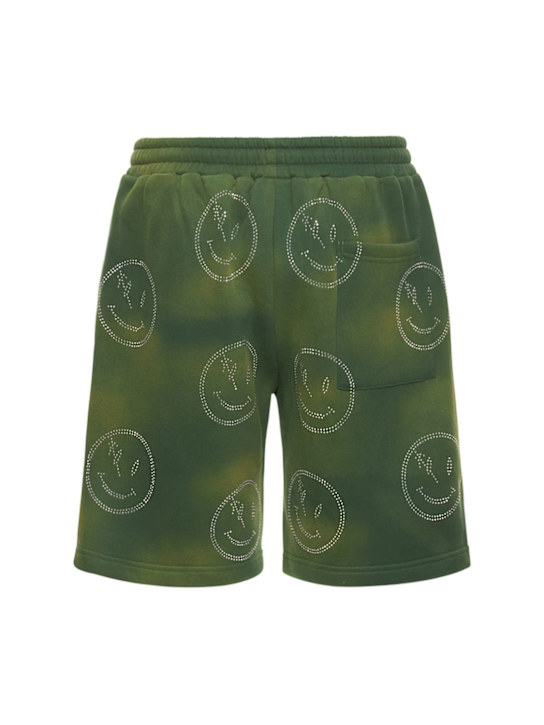 Retrovert: Sports shorts with print