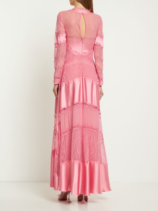 Zuhair Murad: Robe longue en dentelle et satin col en V