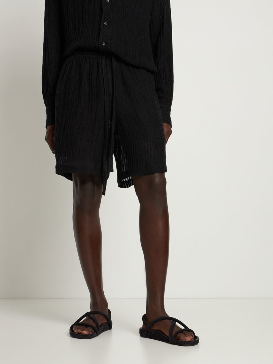 Commas: Shorts in misto lino