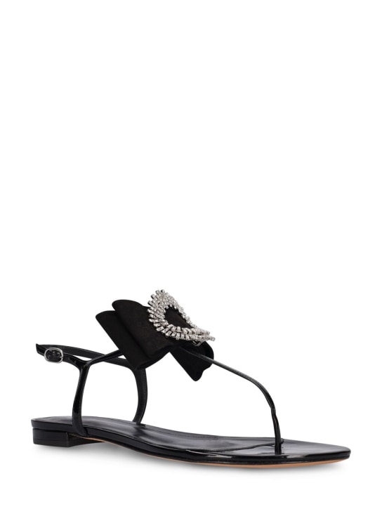 Alexandre Birman: Low-top shoes with application