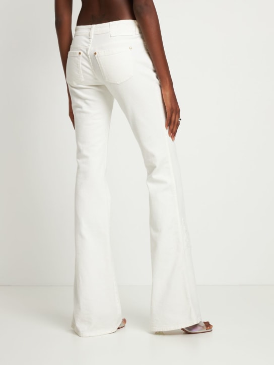 Blumarine: Bestickte Denimjeans mit niedrigem Bund