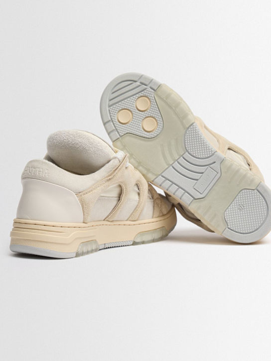 Santha: Model 1 sneakers
