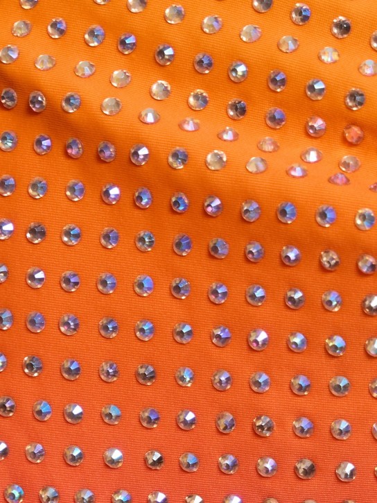 Self-portrait: Bas de bikini orange
