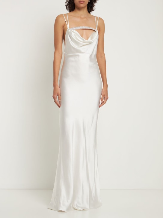 Nué - Robe longue en satin embelli
