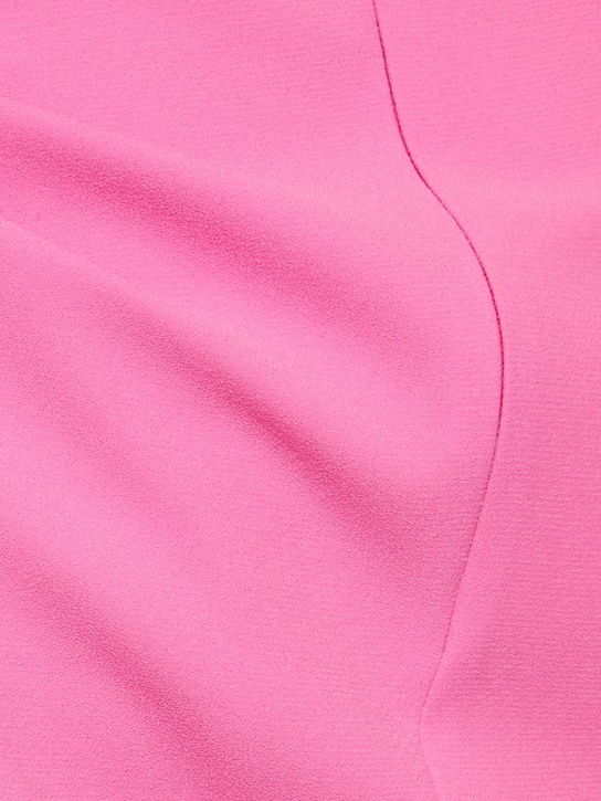 Mônot: Robe longue en crêpe avec col ondulé