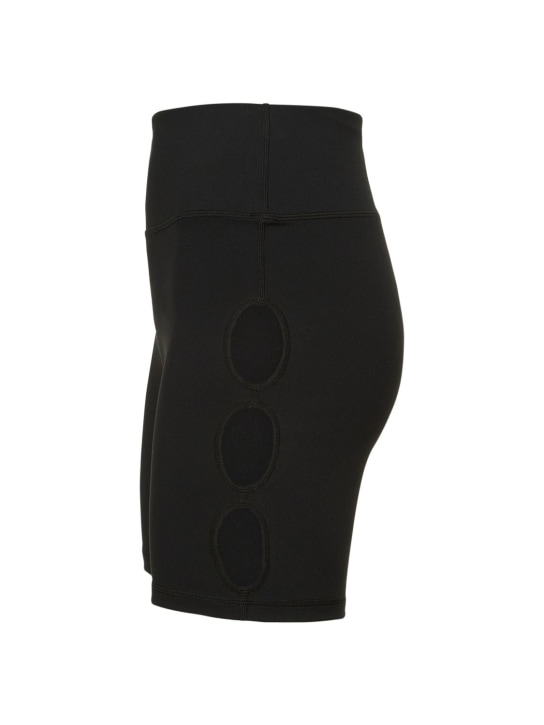 Weworewhat: Radlerhose mit hohem Bund und Auschnittdetails