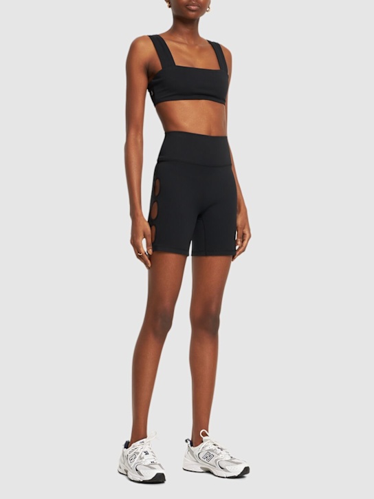 Weworewhat - Radlerhose mit hohem Bund und Auschnittdetails