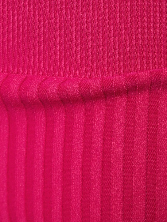 Live The Process: AUSGESTELLTE HOSE „ATLAS“
