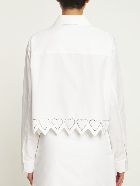Mach & Mach: Camicia cropped con profilo a cuore