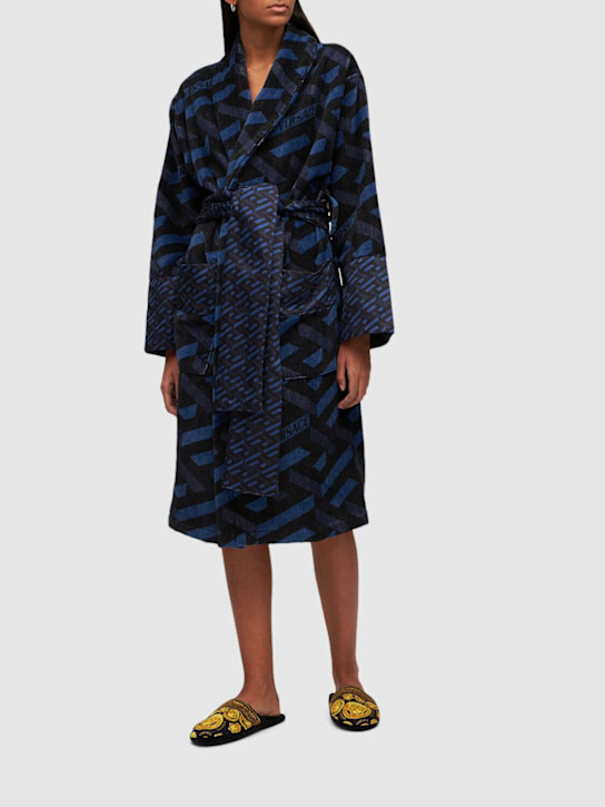 Versace: PANTOFFELN „JACQ DIS MEDUSA“