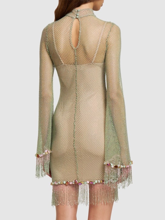Patbo: Robe courte en résille embellie